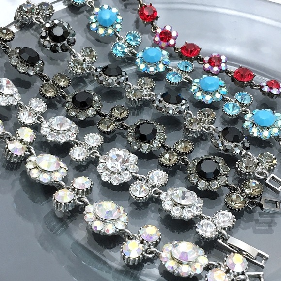 Eye Catching Black Swarovski Crystal Bracelet - Picture 4 of 6